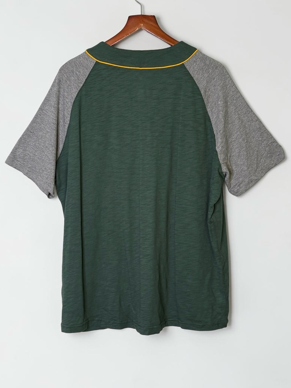 NWT Fanatics Oakland Athletics A’s True Classics Henley Shirt Mens 2XL XXL - Picture 2 of 9